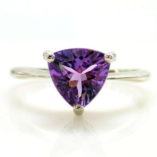 "PERFECT ACCESSORY THIS WINTER" GENUINE AMYTHEST RING .925 STERLING SILVER